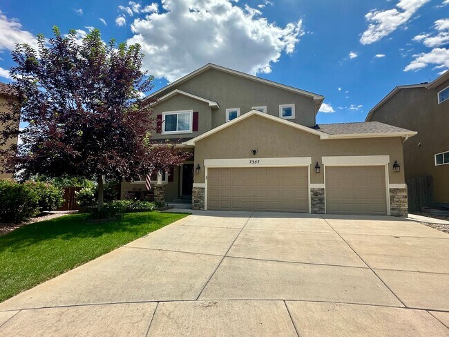 Spacious 5-Bedroom Smart Home Near Peterso... - Spacious 5-Bedroom Smart Home Near Peterso...