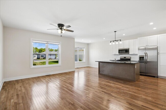 Photo - 925 Partridge Cir