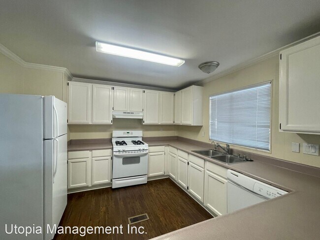 Photo - 2 br, 2 bath House - 33120 Westchester Drive