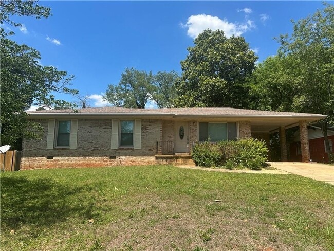 Building Photo - 967 Pine Roc Dr