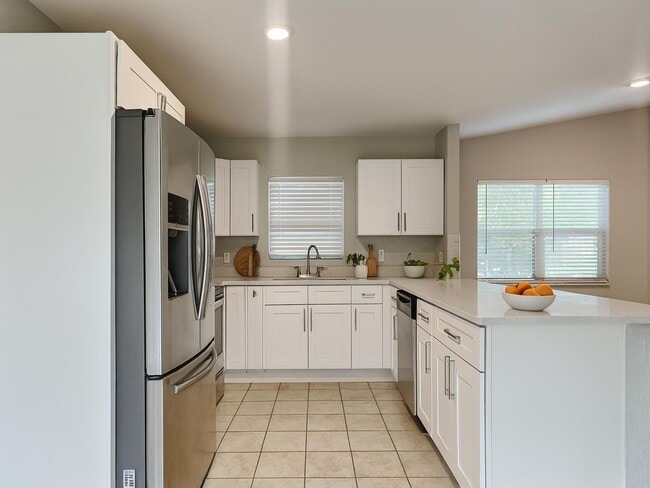 Photo - Updated 3BR/2BA Home in North Tampa – Mode...