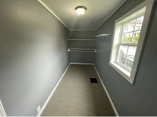 Photo - 431 Dryden Rd