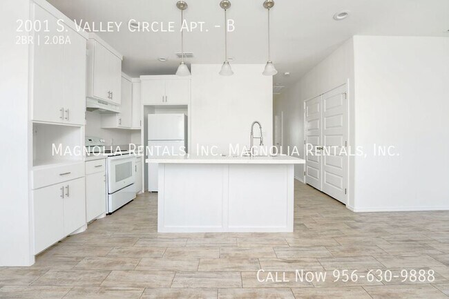 Photo - 1st Month Free Rent - Cozy 2 Bedroom 2 Bat... Unidad B