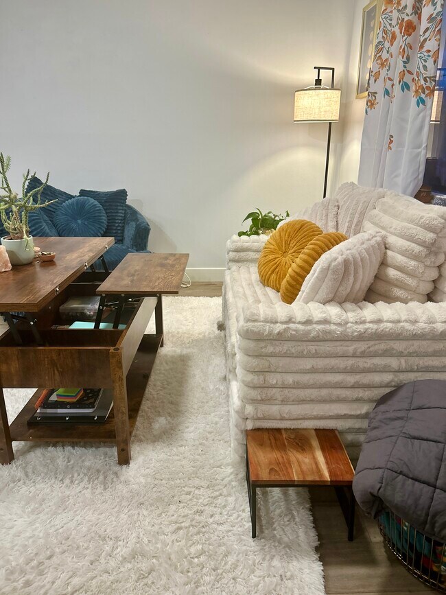 Photo - 1476 W Dakota Ave