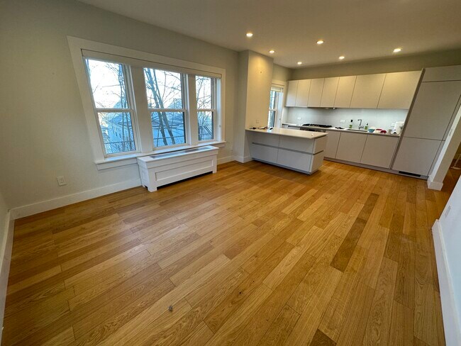 Photo - 36 Madison St