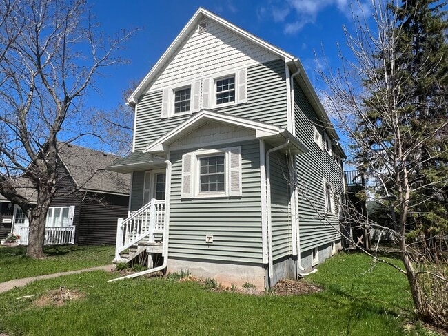 Building Photo - 2619 N 21st St Unit 2619 N 21st St - 2