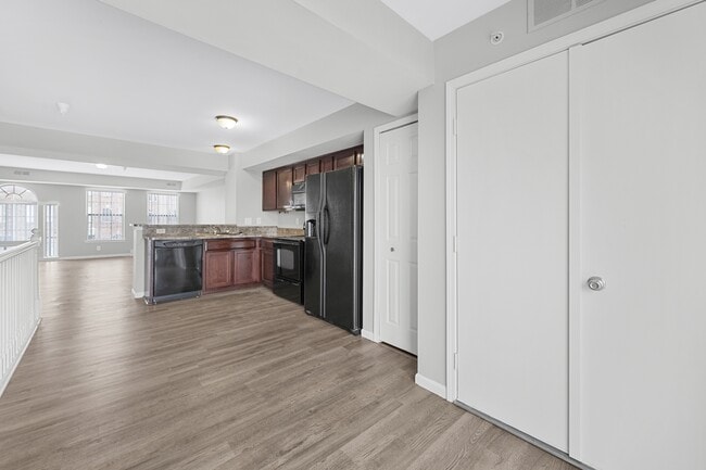 Photo - 14154 Lakeside Blvd N