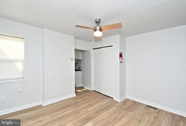 Photo - 5816 Knox St