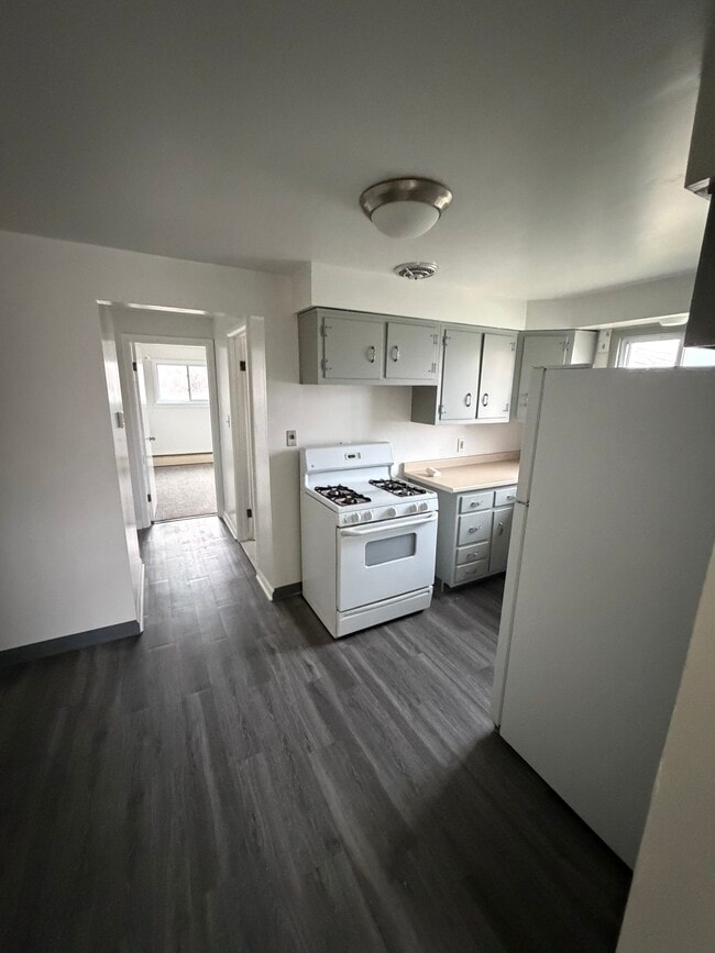 Photo - 2025 Abbott Rd Unit #2