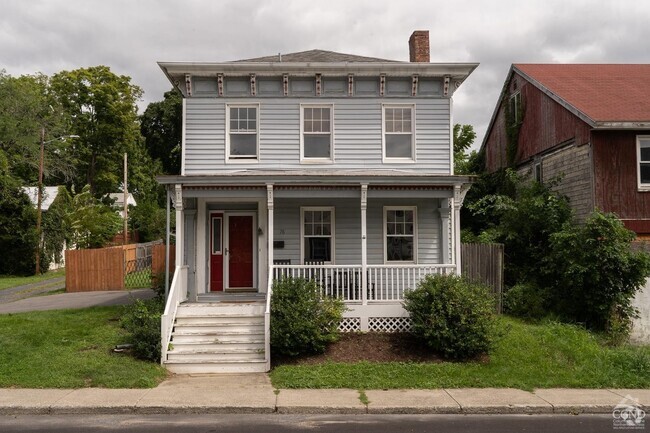 Building Photo - 78 2nd St Rental