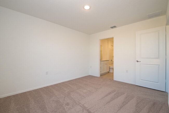 Photo - 3919 Poteet Pl