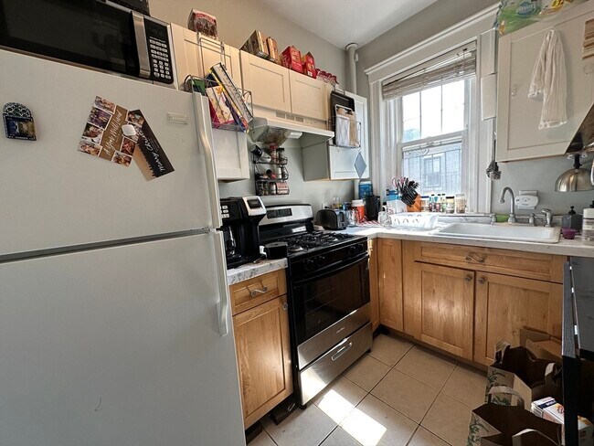 Photo - 1572 Commonwealth Ave Unit 16