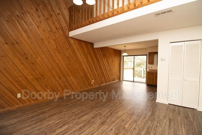 Photo - 311 Gardner St Unit B