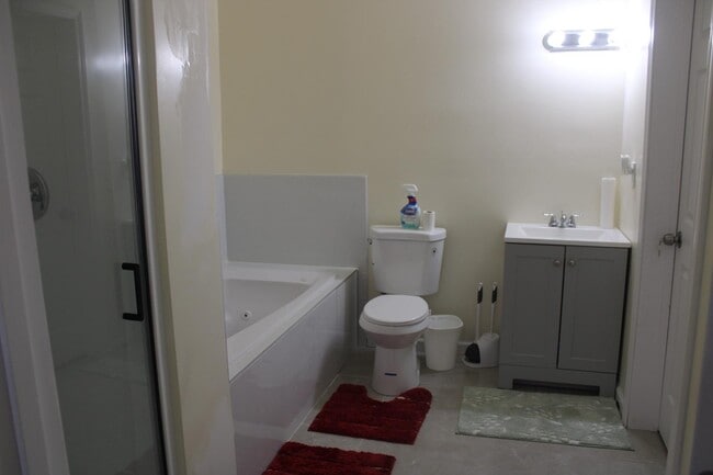 Photo - 145 Ella Dr Unit FURNISHED BASEMENT APT