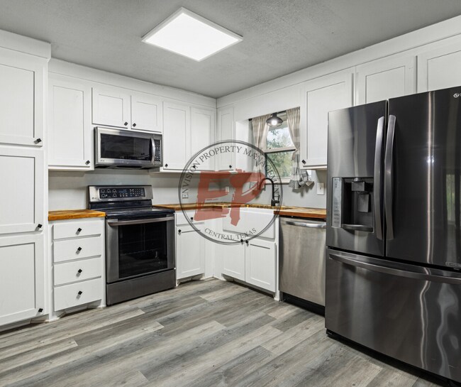 256 Candyce Dr House House Rental in Lorena, TX