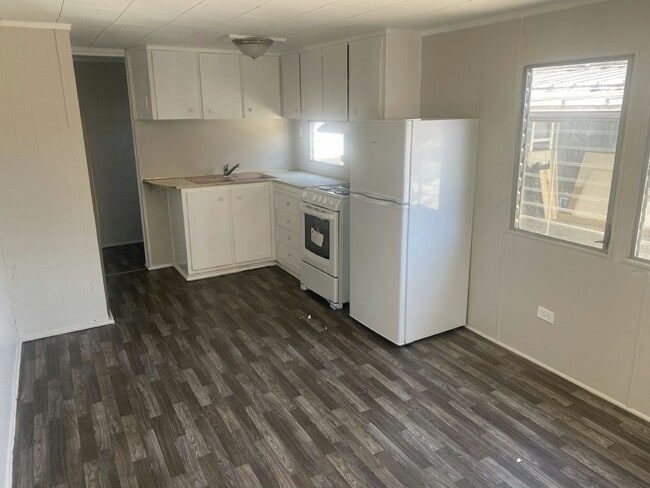 Photo - 10 Circle Dr