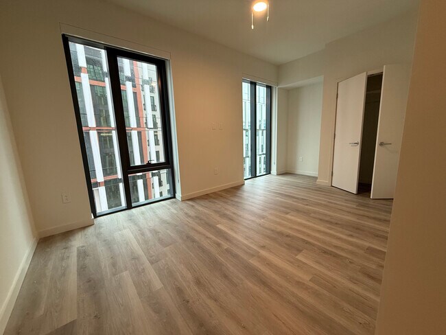 Photo - 107 NW 31st St Unidad S2