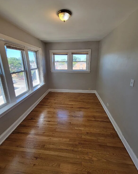 Photo - 7806 S Winchester Ave Unit 3