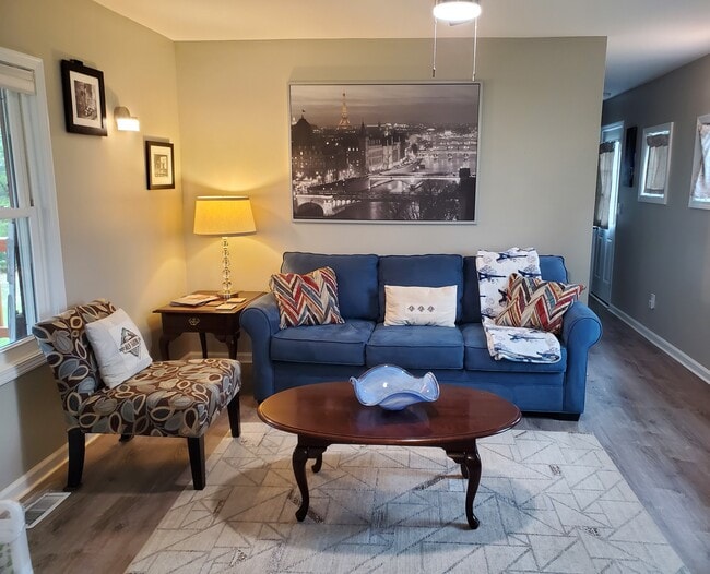 Photo - 5037 Will Brown Rd