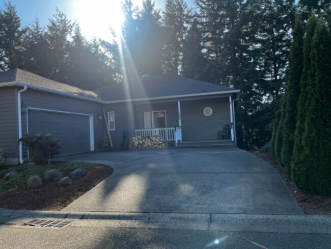 Photo - 723 N 8th St