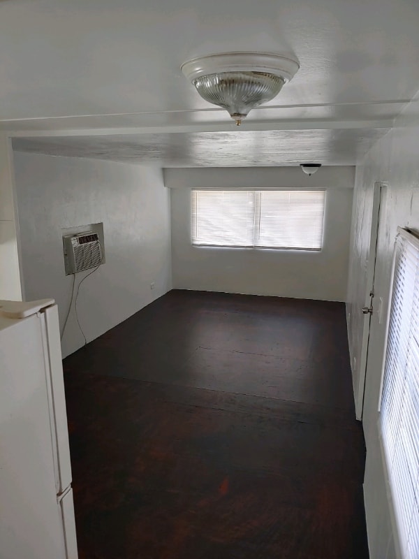 Photo - 271 Ellis St