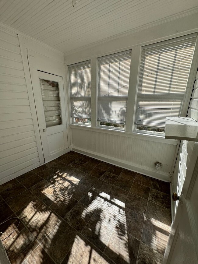 Photo - 615 Lapsley Ave