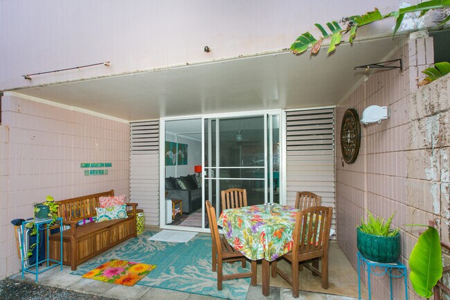 Photo - GROUND FLOOR FURNISHED 1/1 CONDO, 1 parking Avail 01.28.26 Unidad 108