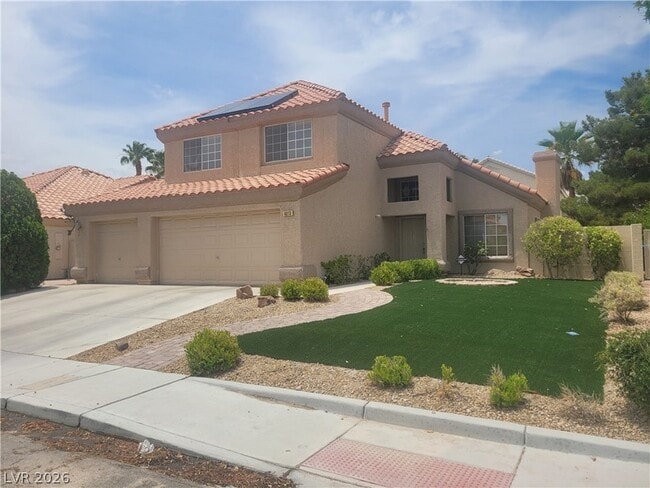 4013 Forest Knoll Ln