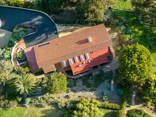 Photo - 4,000 SQ. FT. MESA HOME WITH OCEAN & HARBO...