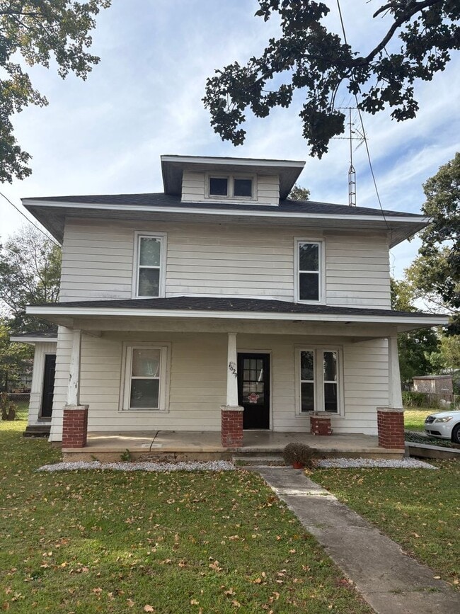 Building Photo - 1629 Forrest Dr Unit 5
