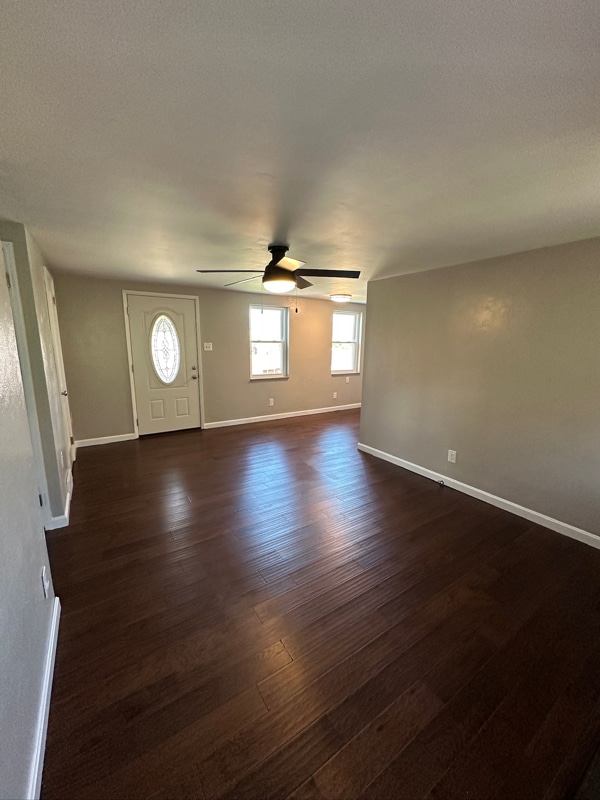 Photo - 5136 Fieldcrest Dr