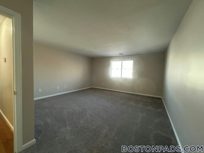 Photo - 715 N Main St Unit 7