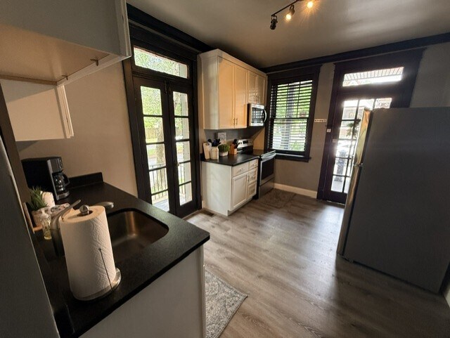 Photo - 2641 S Kingshighway Blvd