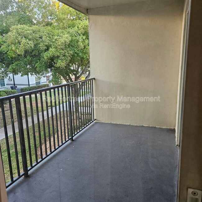 Photo - 3419 Winkler Ave Unit Apt 516
