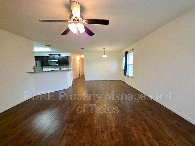 Photo - 306 Wyeth St