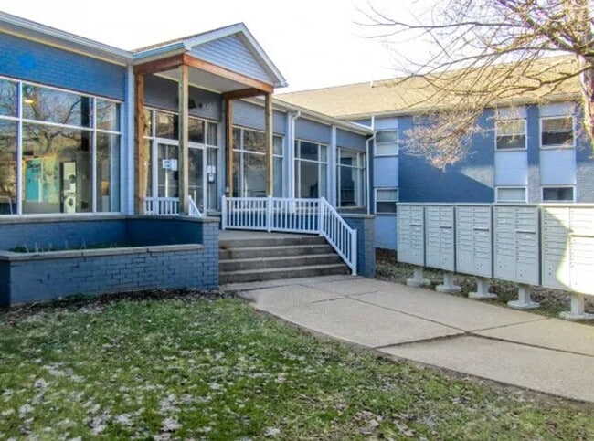 Photo - Affordable 2BR  Unit Near University Action Unit 4-302