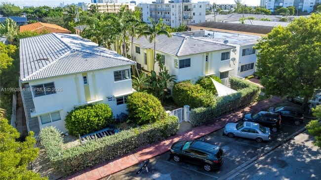 Building Photo - 1011 Bay Dr Unit 105