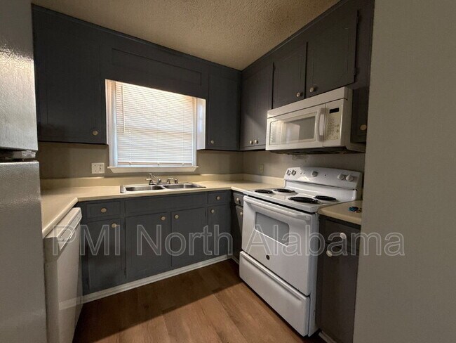 Photo - 1509 Barrington Rd NW Unit Apt. D