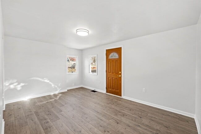 Photo - Gorgeous 2 bedroom house in West Mifflin available July 1!