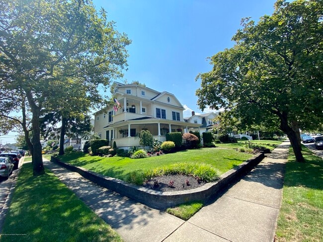 Photo - 401 Garfield Ave