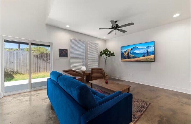 Photo - FOR RENT in LAFAYETTE!