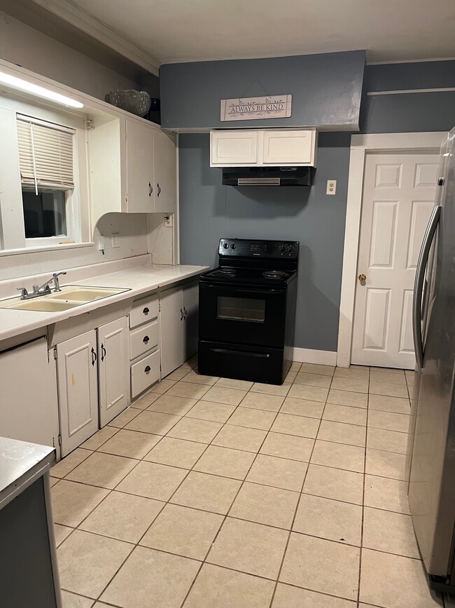 Photo - 1917 N 8th St