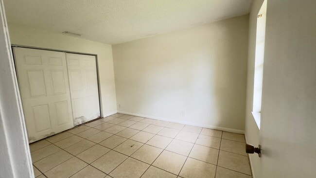 Photo - 1119 Goldenrod Rd