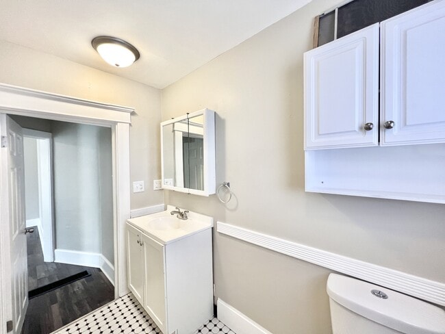 Photo - 238 Madison St Unit 3