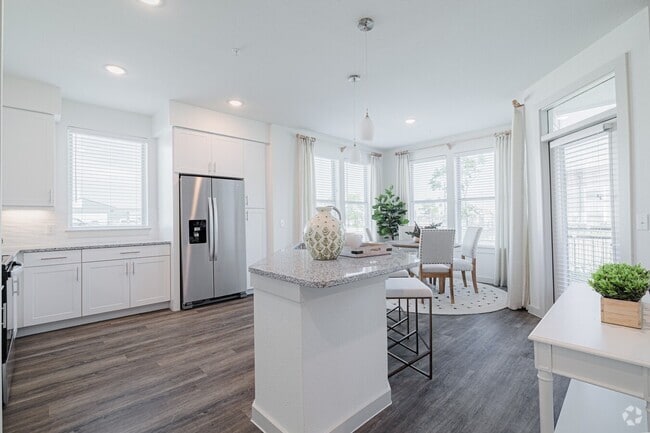 Building Photo - Live Rent-Free for 8 Weeks + Pocket a $500... Unit WO2 Rental