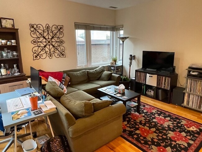 Photo - 110 Strathmore Rd Unit 401