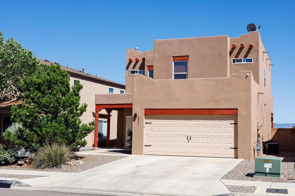 Photo - 8224 Bluffs Edge Pl NW