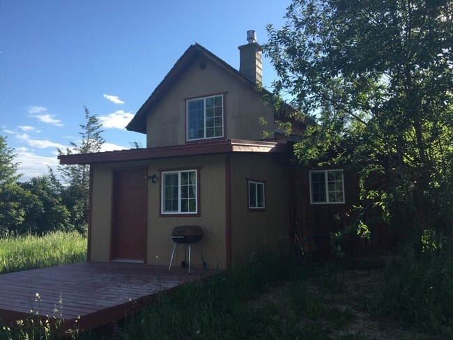 Building Photo - Rustic Cabin for Rent October 2025 thru Ma... Rental