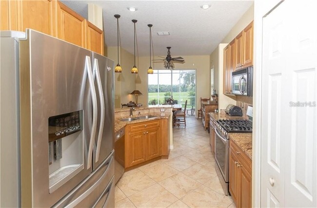 Photo - 2362 Caledonian St