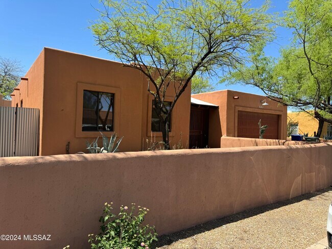 Photo - 1717 N Baxter Dr